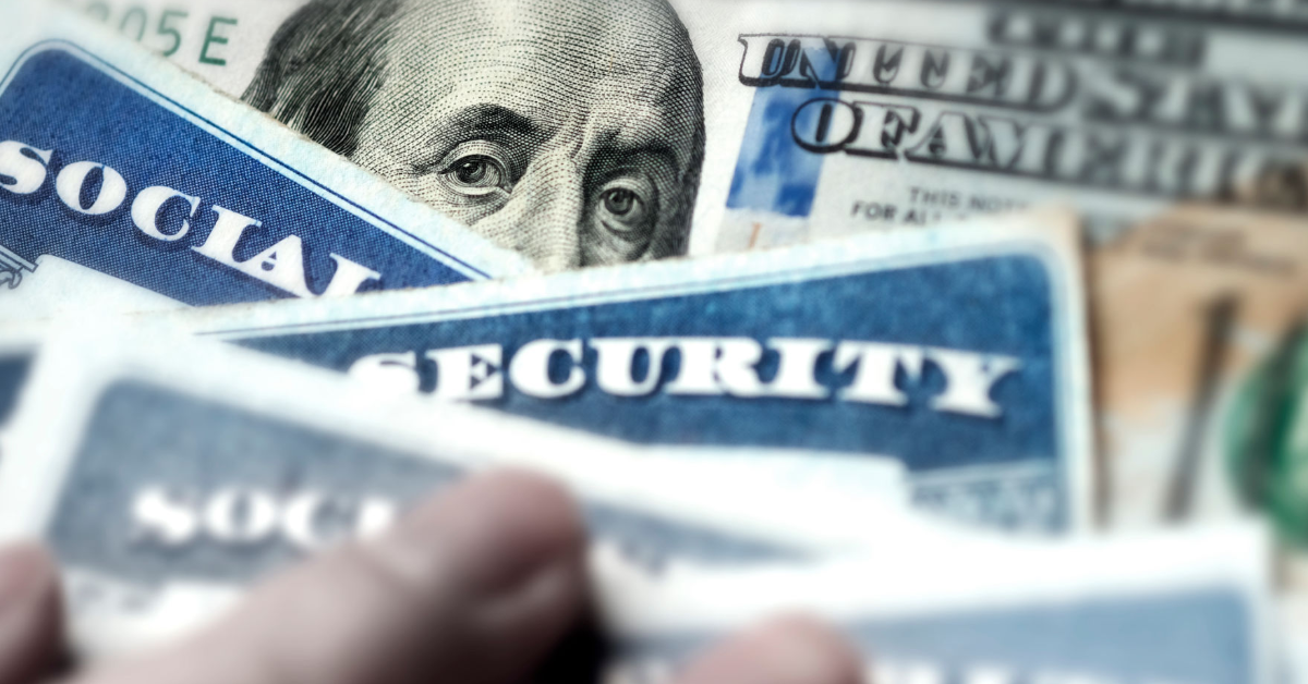 Big News for Retirees and Seniors: Bigger Social Security Checks Are Coming in January!